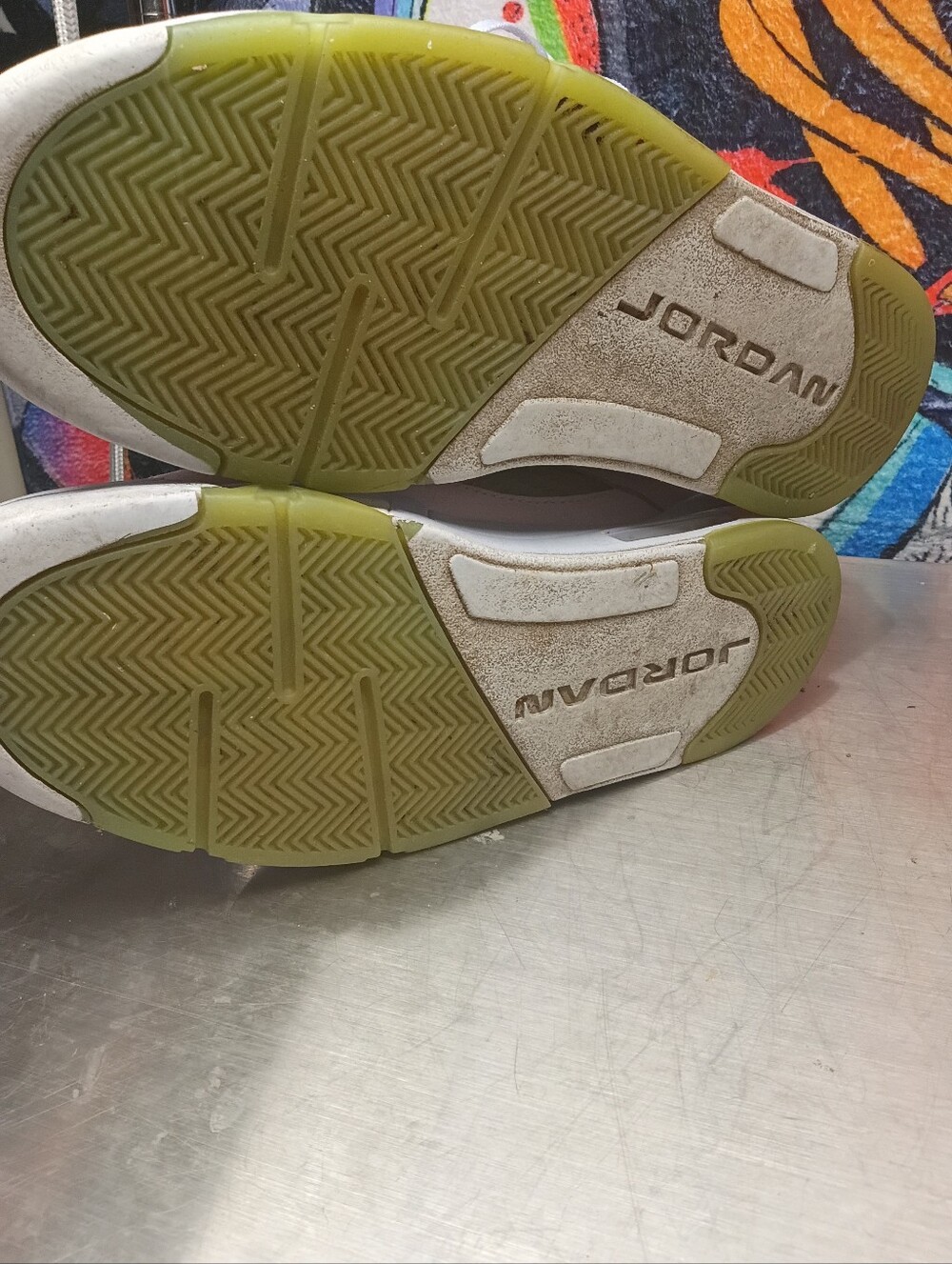 Jordan 5 - Picture 2 of 5